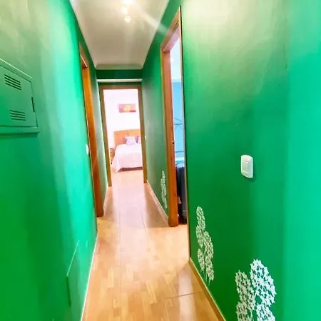 아파트 2 Bedrooms In *