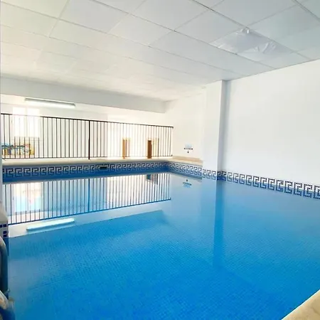 아파트 2 Bedrooms In 프리질리아나
