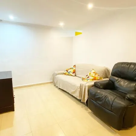 2 Bedrooms In 아파트
