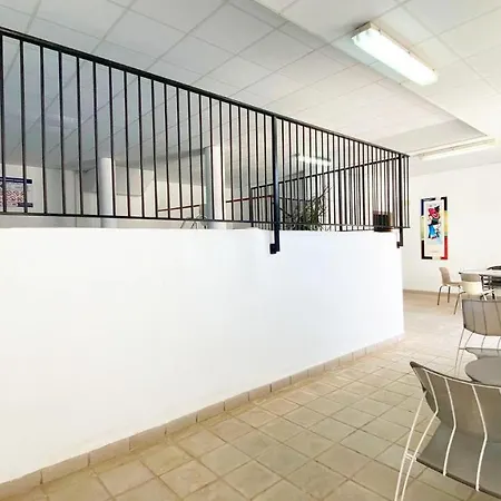 아파트 2 Bedrooms In